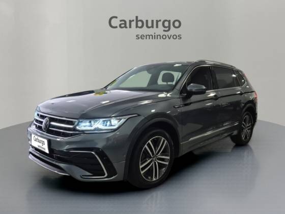 VOLKSWAGEN TIGUAN 2.0 300 TSI GASOLINA ALLSPACE R-LINE AUTOMÁTICO VOLKSWAGEN TIGUAN 2.0 300 TSI GASOLINA ALLSPACE R-LINE AUTOMÁTICO
